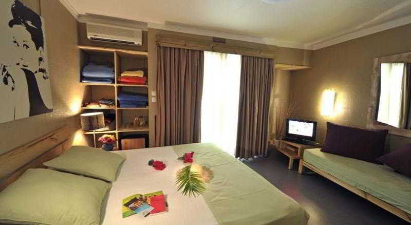 Hotel Exsel Ermitage Saint-Gilles-les Bains Bagian luar foto