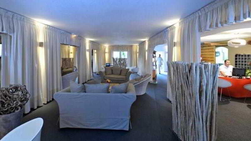 Hotel Exsel Ermitage Saint-Gilles-les Bains Bagian luar foto